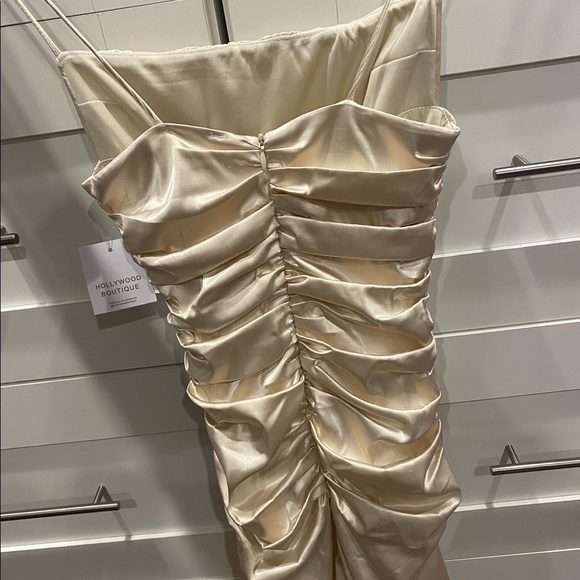 Mini dress - Picture 2 of 2